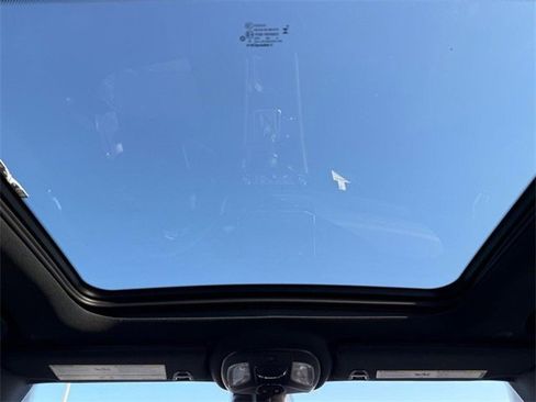 New 2025 Jeep Compass Latitude w/ Sun & Sound Group image 13