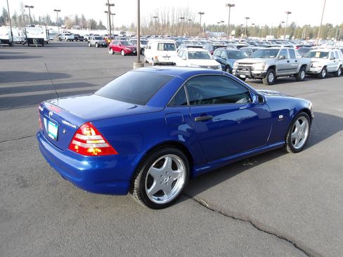 Used 1999 Mercedes-Benz SLK 230 2dr Kompressor Roadster 2.3L image 5