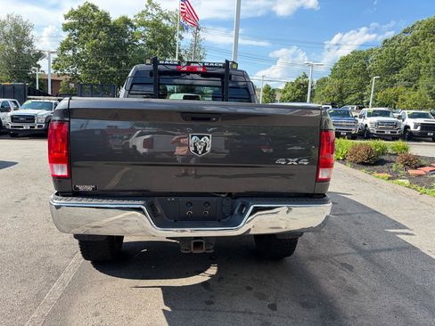 Used 2018 RAM 2500 Tradesman w/ Chrome Appearance Group AWD/4WD image 9