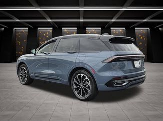 New 2026 Lincoln Nautilus Reserve AWD/4WD video 3