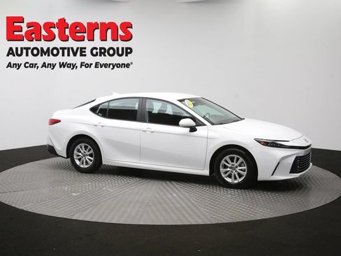 Used 2025 Toyota Camry LE FWD image 45
