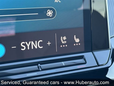 Used 2024 Volkswagen Atlas Cross Sport SEL image 35