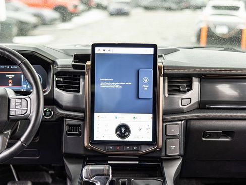 Used 2022 Ford F150 Lightning Lariat image 35