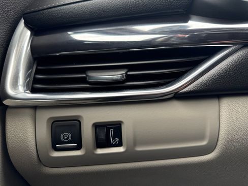 Used 2020 Cadillac XT4 Luxury image 27