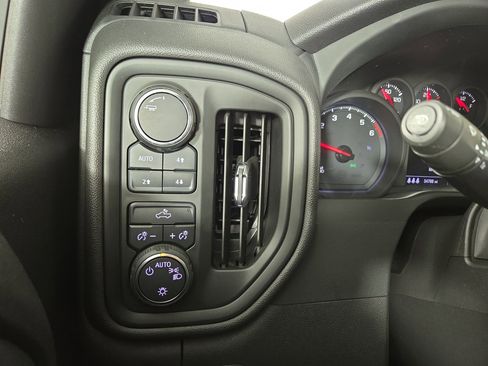 Certified 2024 Chevrolet Silverado 1500 Custom Trail Boss w/ LPO, Dark Essentials Package image 28