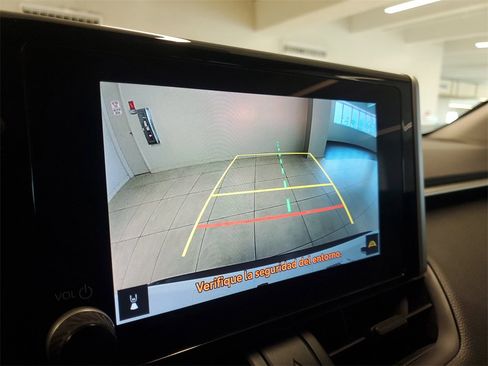 Used 2023 Toyota RAV4 XLE image 28