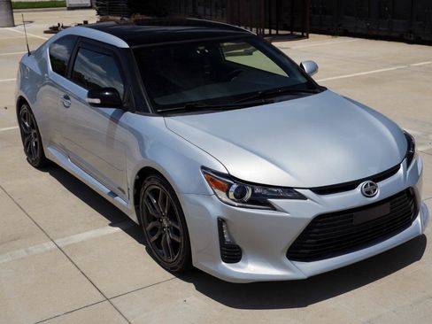 Used 2014 Scion tC 10 Series FWD image 15