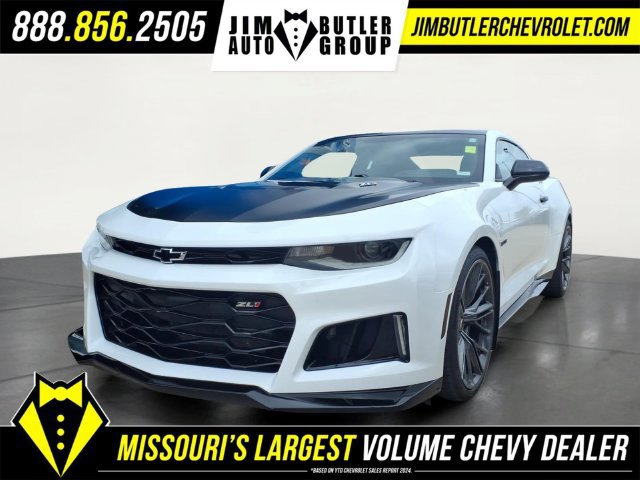 Used 2022 Chevrolet Camaro ZL1 RWD image 1