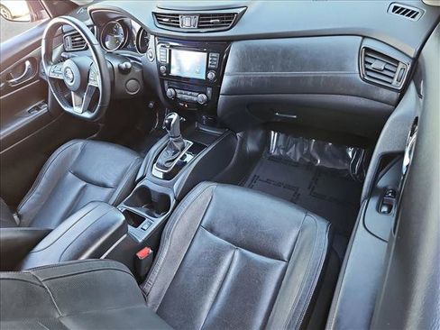 Used 2017 Nissan Rogue SL AWD/4WD image 22