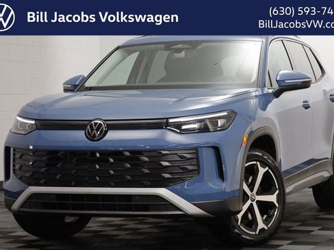 New 2026 Volkswagen Tiguan SE image 1