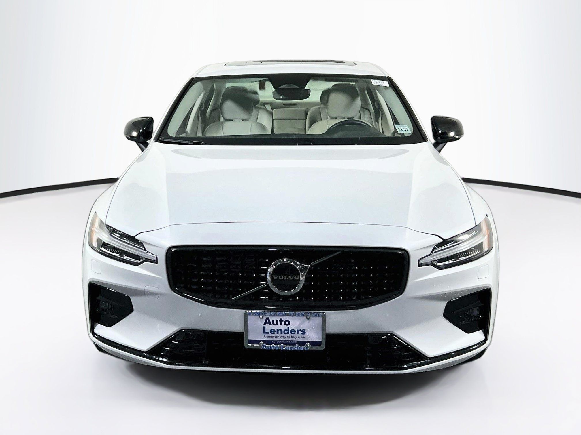 Used 2023 Volvo S60 B5 Core FWD image 2