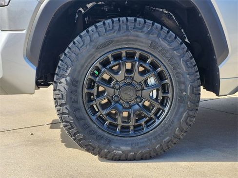 New 2026 Toyota Tundra SR5 image 8