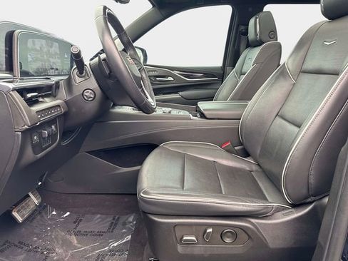 Used 2022 Cadillac Escalade Sport w/ Touring Package image 16