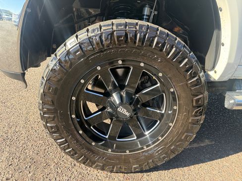 Used 2018 RAM 2500 Laramie w/ Convenience Group image 11