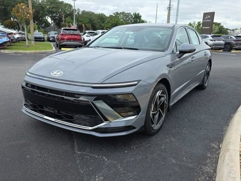 New 2026 Hyundai Sonata SEL FWD image 2
