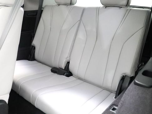 Certified 2026 Acura MDX SH-AWD w/ Advance Package image 12