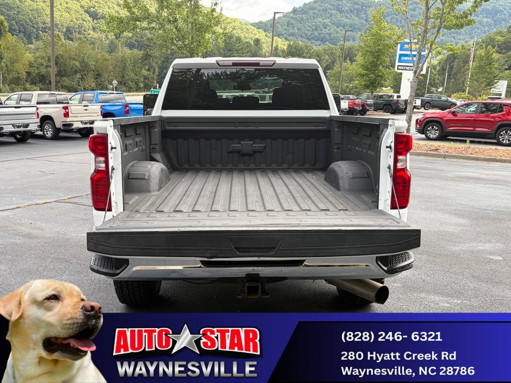 Used 2024 Chevrolet Silverado 2500 LT AWD/4WD image 5