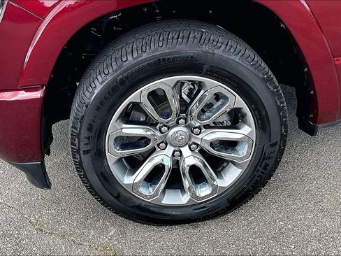 Used 2021 RAM 1500 Laramie w/ Sport Appearance Package AWD/4WD image 8