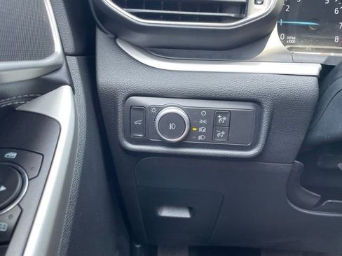 Certified 2020 Ford Explorer XLT w/ Equipment Group 202A AWD/4WD image 40