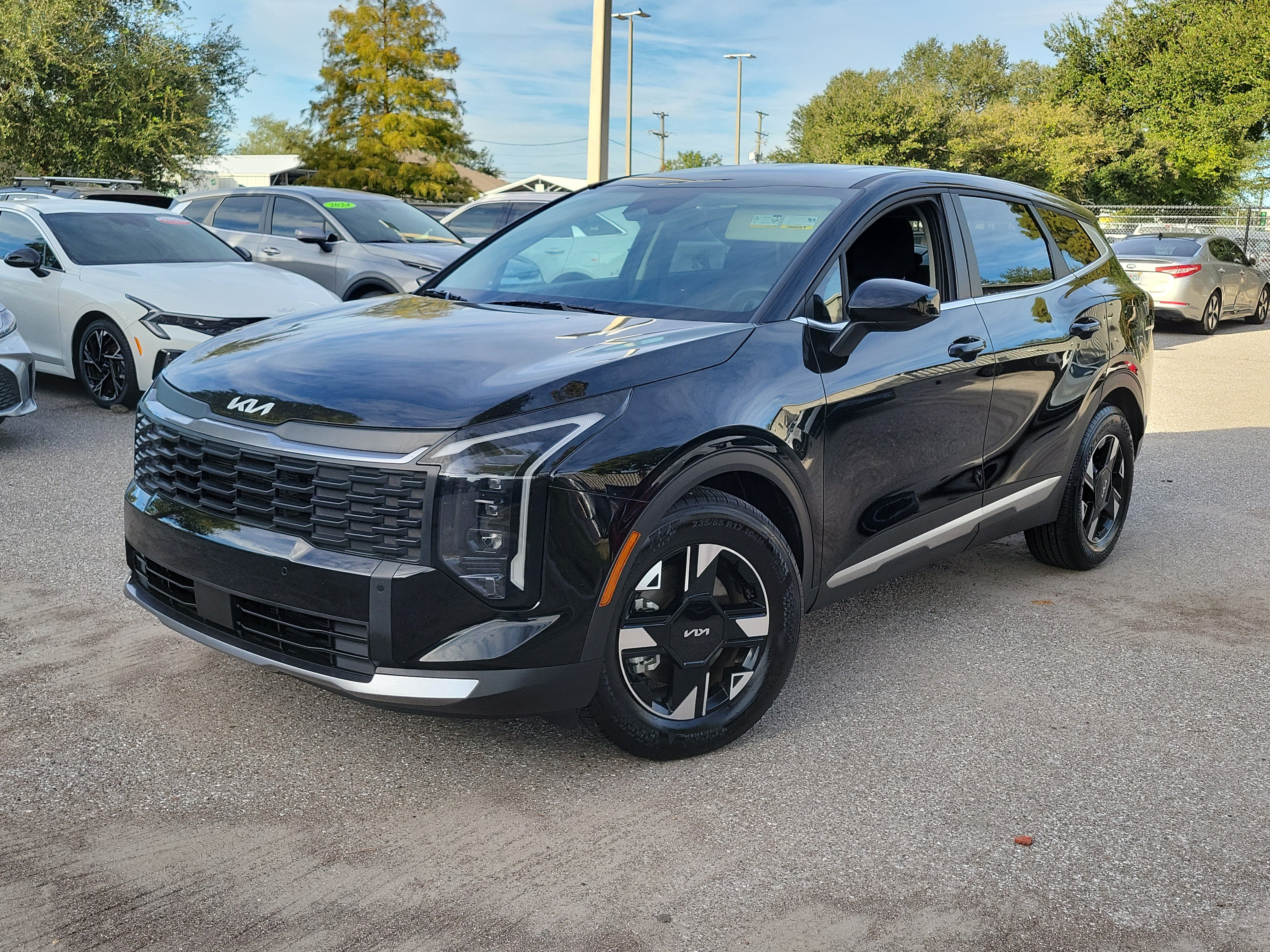Certified 2026 Kia Sportage LX FWD 360° Tour