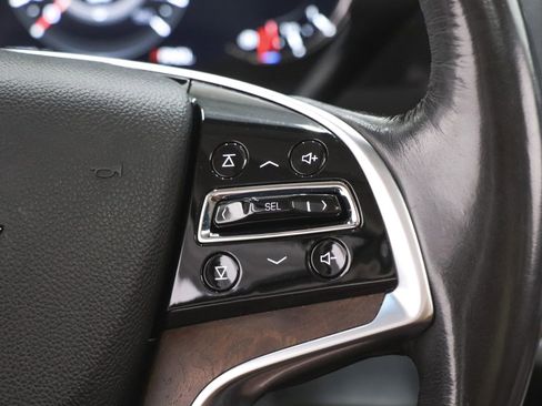 Used 2019 Cadillac Escalade ESV Premium Luxury image 35
