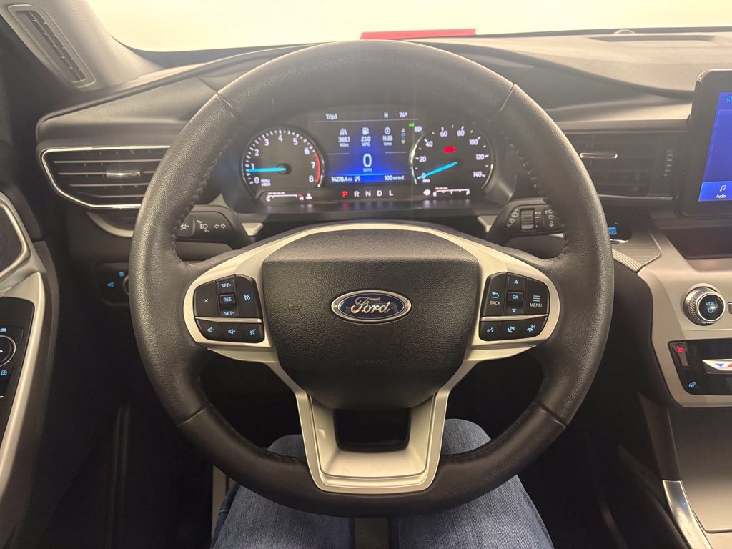 Used 2024 Ford Explorer XLT w/ Equipment Group 202A AWD/4WD image 22