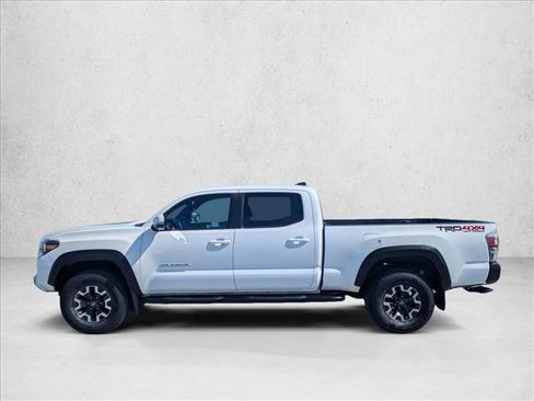 Used 2020 Toyota Tacoma TRD Off-Road w/ Technology Package AWD/4WD image 8