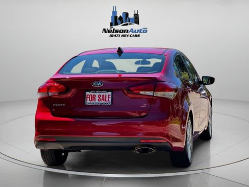 Used 2017 Kia Forte S FWD image 5