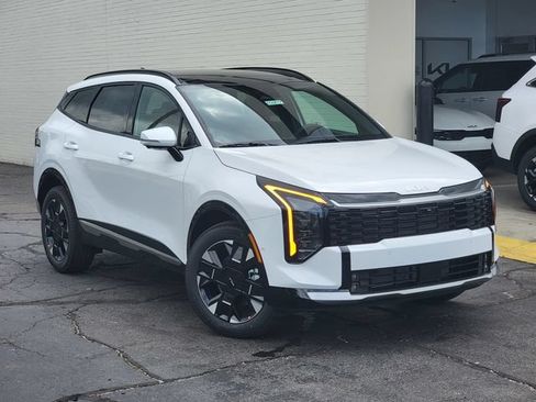 Certified 2026 Kia Sportage SX AWD/4WD image 3