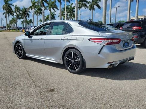 Used 2020 Toyota Camry XSE FWD image 4