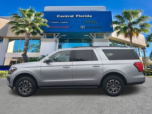 Used 2024 Ford Expedition Max XLT image 8