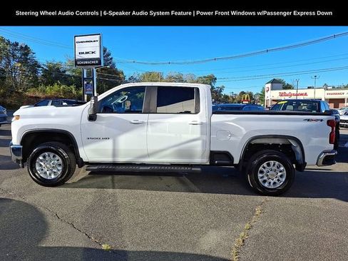 Used 2023 Chevrolet Silverado 3500 LT w/ Snow Plow Prep/Camper Package image 6