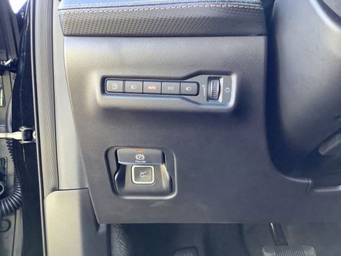 New 2026 Jeep Cherokee Limited image 15