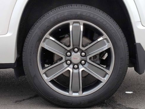 Used 2017 GMC Acadia Denali w/ Technology Package image 14