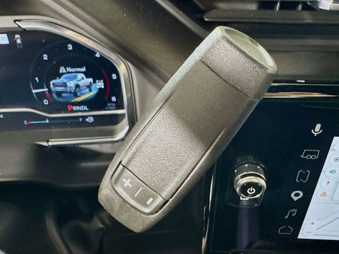 Certified 2025 GMC Sierra 2500 AT4 w/ AT4 Preferred Package AWD/4WD image 15
