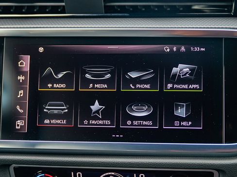 Used 2025 Audi Q3 2.0T Premium Plus w/ Premium Plus Package image 15