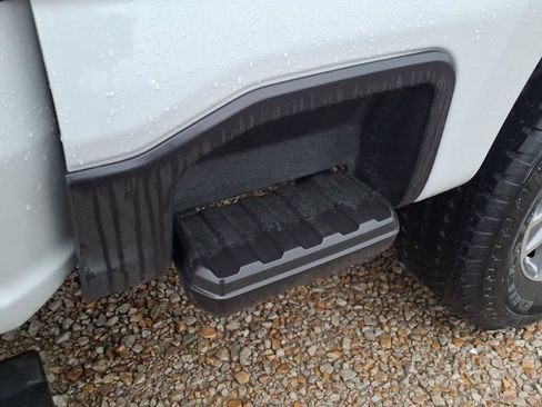 Used 2026 Ford F250 Lariat AWD/4WD image 11