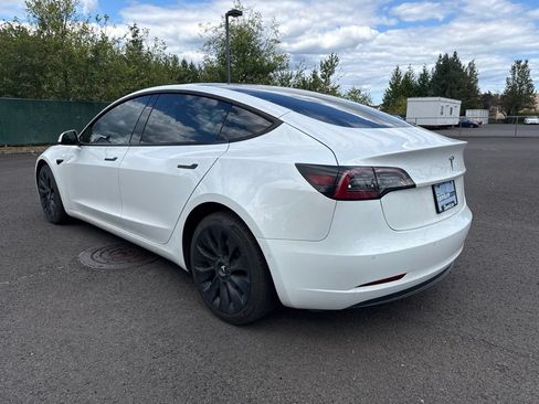 Used 2021 Tesla Model 3 Standard Range Plus RWD image 5