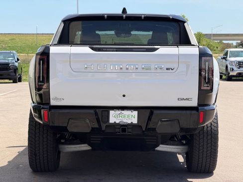 Used 2025 GMC Hummer EV 3X AWD/4WD image 8