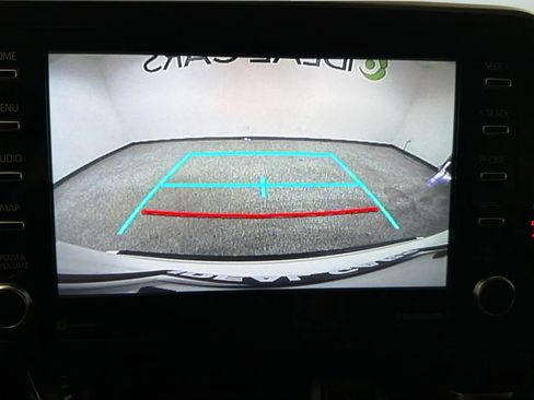 Used 2021 Toyota C-HR LE FWD image 13