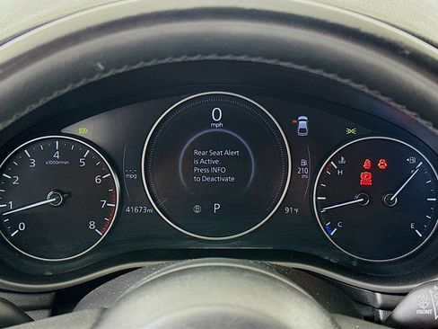 Used 2024 MAZDA MAZDA3 s FWD image 19