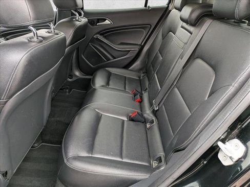 Used 2015 Mercedes-Benz GLA 250 image 18