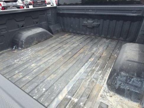 Used 2022 Chevrolet Silverado 1500 Custom image 11