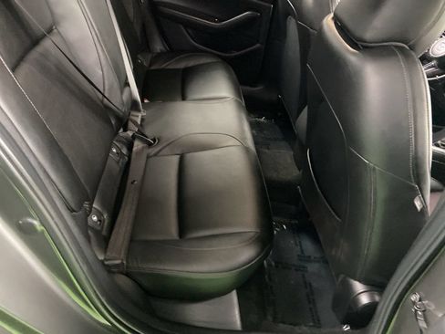 Used 2019 MAZDA MAZDA3 Hatchback w/ Preferred Package FWD image 37