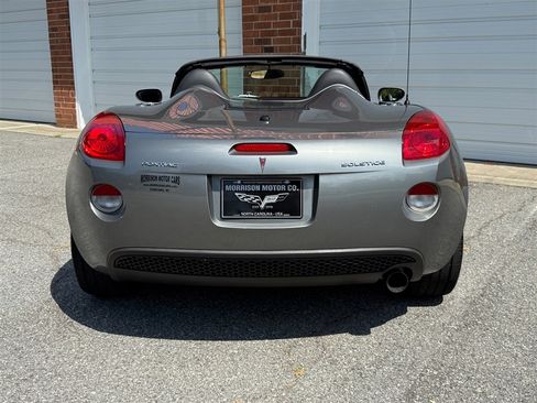 Used 2007 Pontiac Solstice Convertible w/ Premium Package image 29