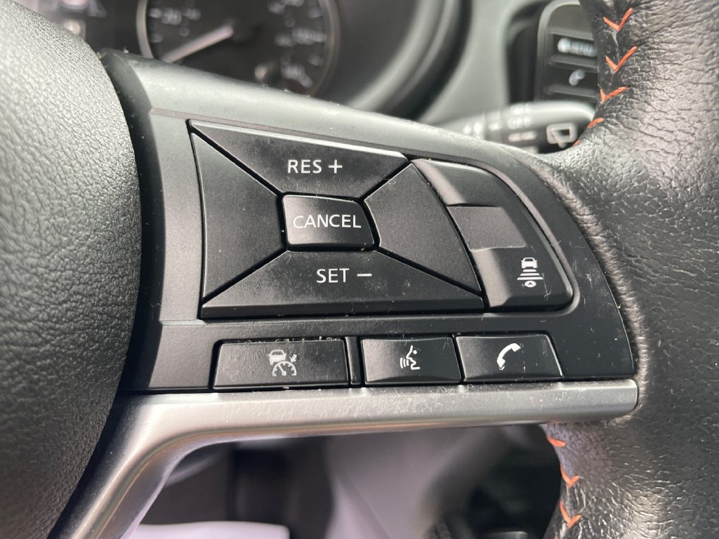 Used 2023 Nissan Kicks SR FWD image 23