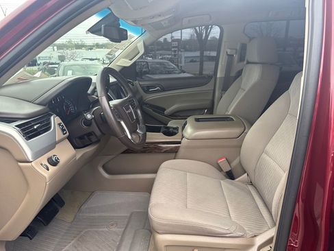 Used 2017 GMC Yukon SLE w/ SLE Value Package RWD image 9