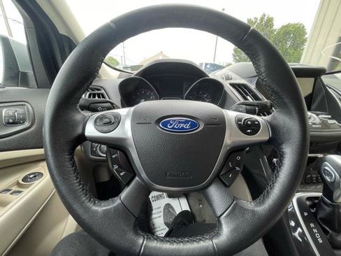 Used 2014 Ford Escape Titanium w/ Equipment Group 401A AWD/4WD image 16