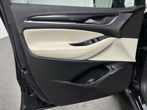 Used 2023 Buick Enclave Essence image 55