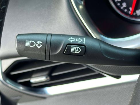 Used 2023 Chevrolet Traverse Premier w/ Redline Edition image 24